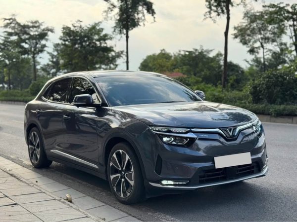 Vinfast VF8 Plus GF 2023 – Màu Xám